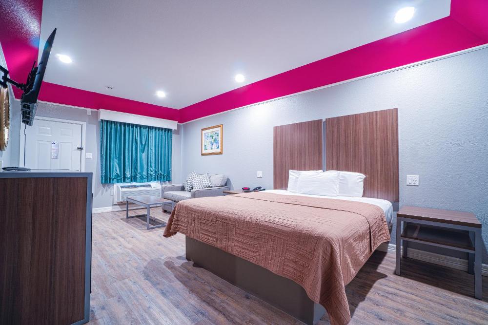 King Room interior